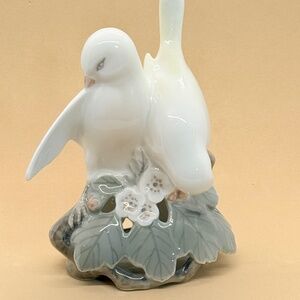 Royal Copenhagen Denmark Porcelain Love Birds Figurine Vintage 1969-1974